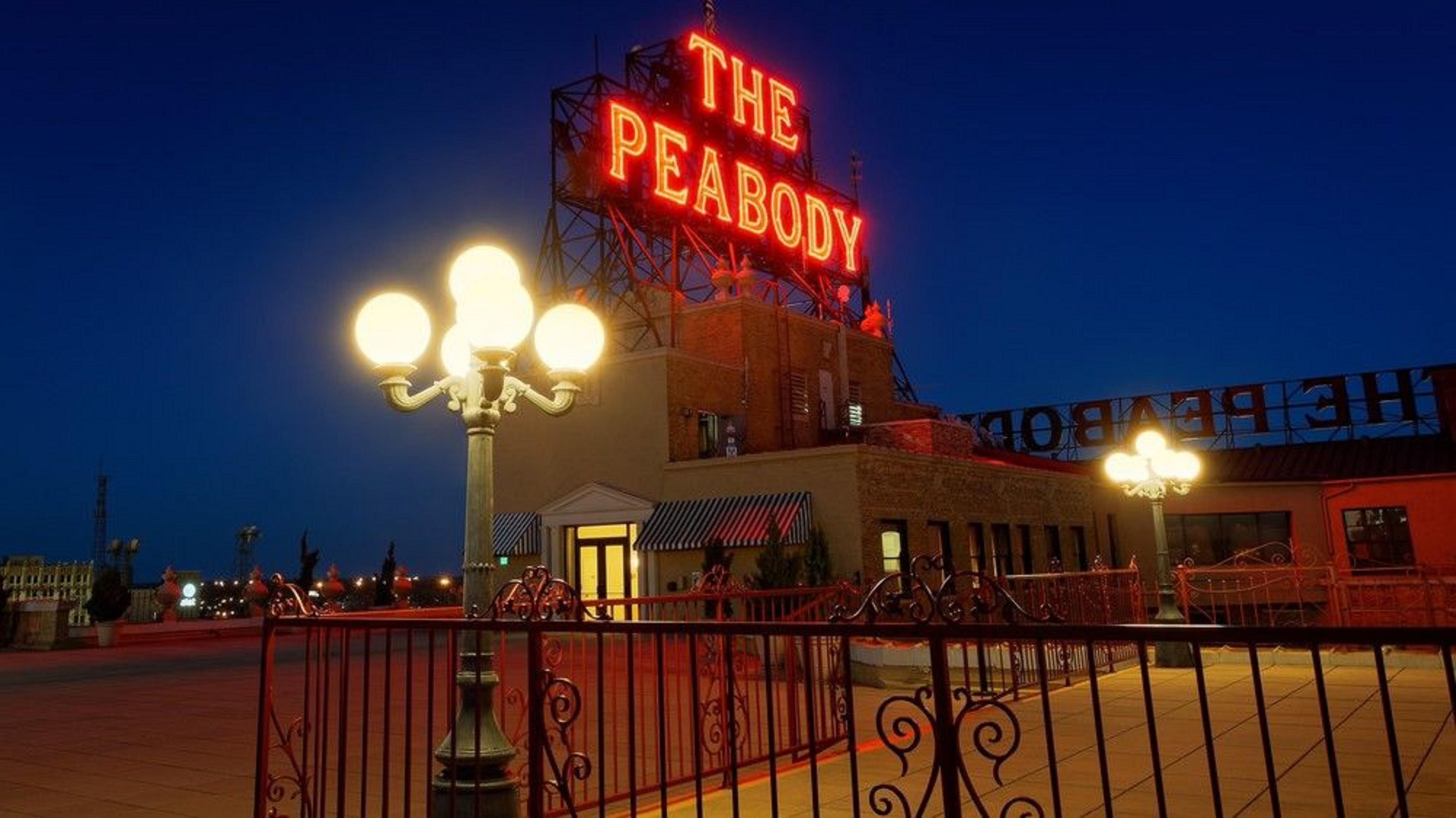 Peabody Memphis Hotel Exterior photo